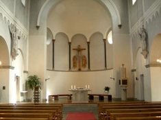 Kirche inne