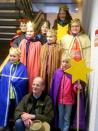 Thomasberger und Heisterbacherrotter Sternsinger mit Pfarrer beim Bürgermeister Thomasberger und Heisterbacherrotter Sternsinger mit Pfarrer beim Bürgermeister