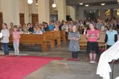 5 Kokis werden mit Namen zum Altar gerufen