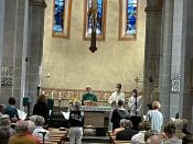 Messfeier in der 1000 Jahre alten Pfarrkirche